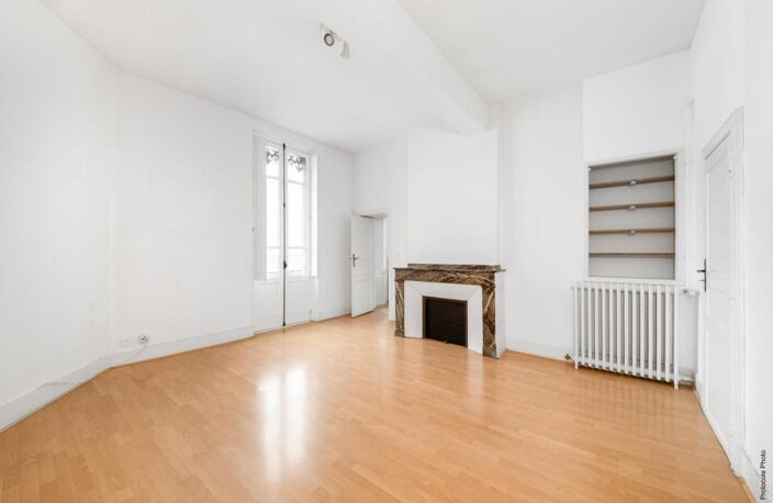 Toulouse Saint-Georges / Carnot – Appartement T5 dans un immeuble de caractère — photo 4