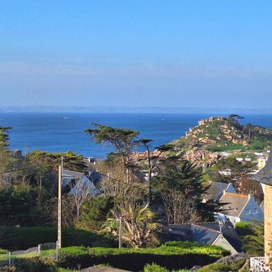 Appartement 5 pièces 569700 €