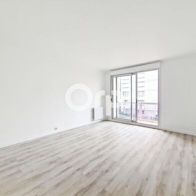 Appartement 2 pièces 654 €