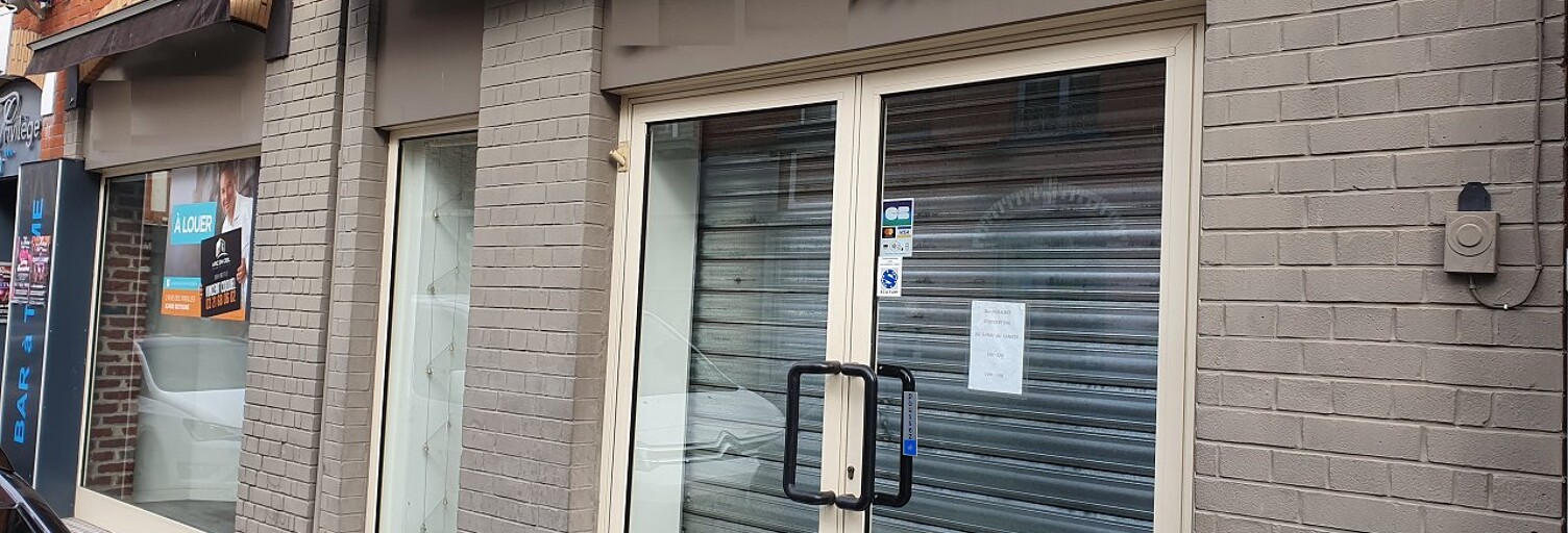 Commerce  136 m² à louer à Béthune (62400)