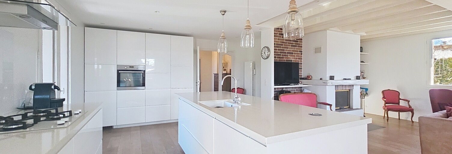 Maison 6 Pièces 156 m² à vendre à Saint-Julien-en-Genevois (74160)