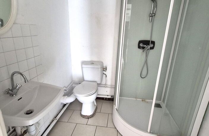 Bel Appartement Résidentiel de 72 m² avec Ascenseur, Hall d'entrée sécurisé, Interphone, Local technique et Terrain clos, sécurisé et paysager de 4810 m² — photo 5