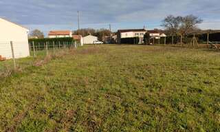 Terrain  1298 m² à vendre à Saint-Savinien (17350)
