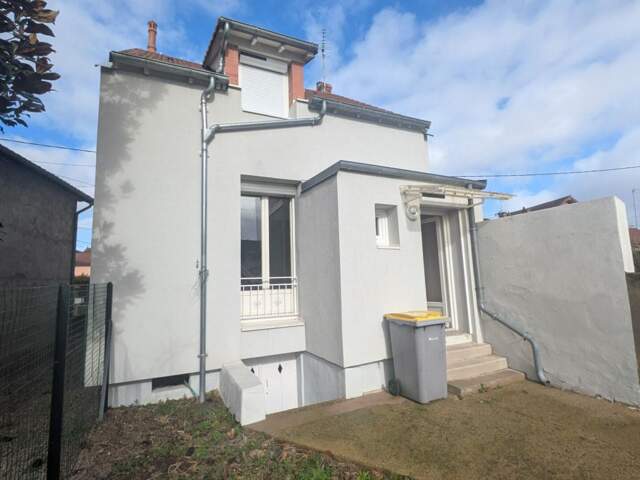 Maison de ville avec jardin et cave sur Varennes Sur Allier — photo du bien