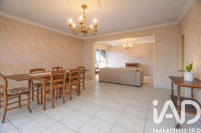 Appartement 4 pièces 149000 €