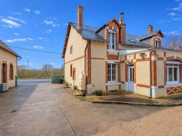 Maison bourgeoise + Longère  Mennetou/Cher 12 pièces 560 m2 — photo du bien