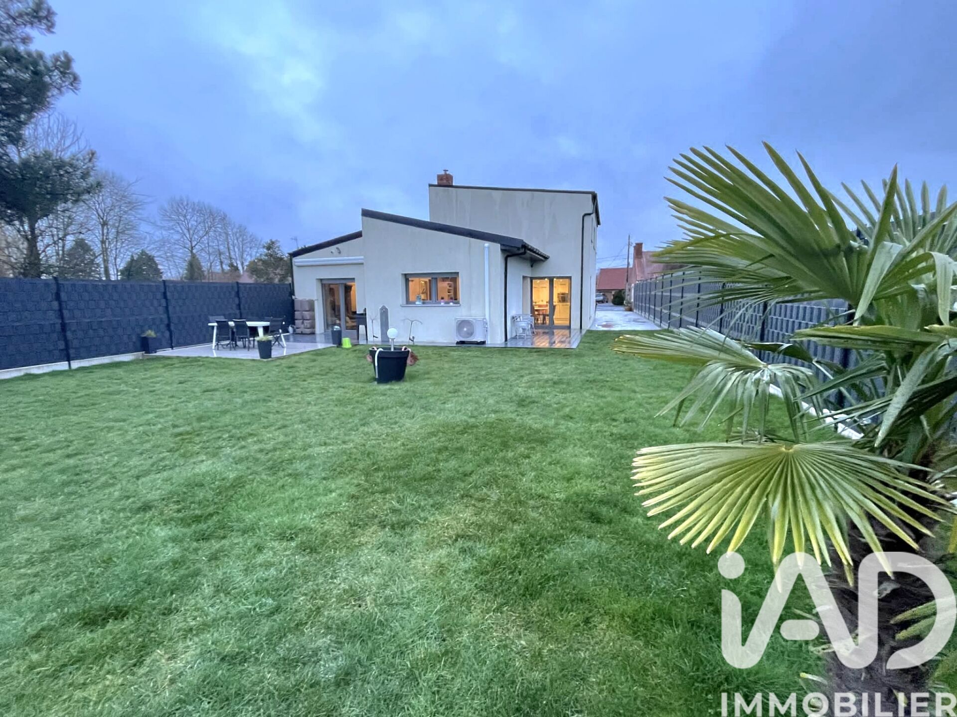 St-Amand-Les-Eaux - 188m² - 9p. - 5ch.