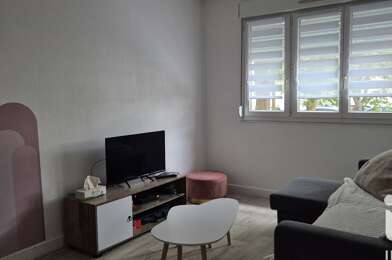 Appartement 3 pièces 750 €