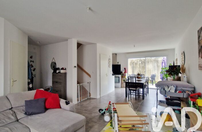 Vente Maison/villa 4 pièces — photo 2