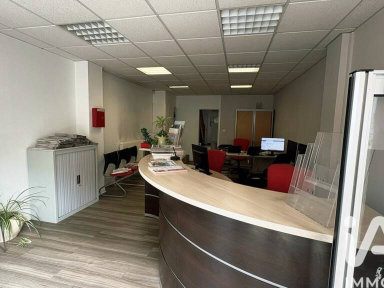 Vente Immeuble 124 m&sup2; — photo 1