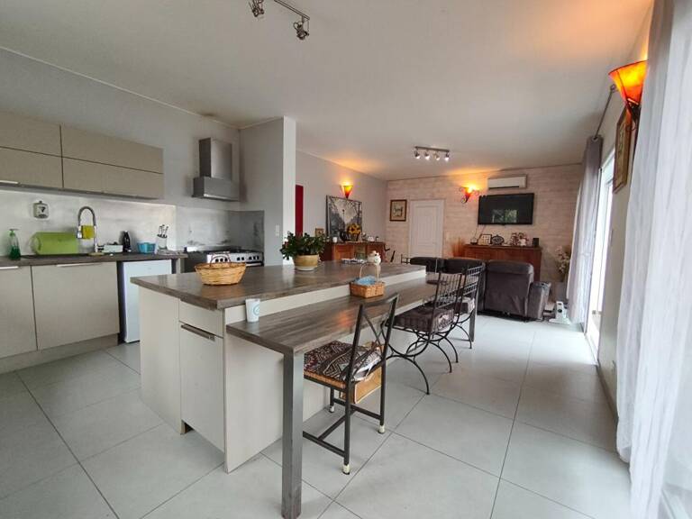 Appartement Sartène - 3 chambres - 99 m² - proche centre ville — photo 1