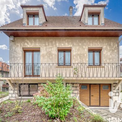 Maison 5 pièces 465000 €