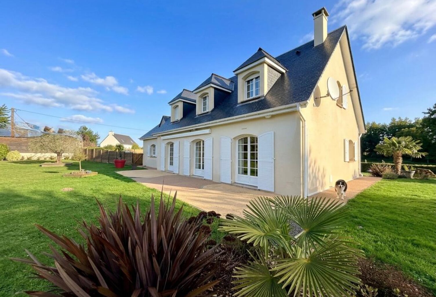 MAISON CLIMATISÉE À SAINT JOUIN BRUNEVAL - VIE DE PLAIN PIED - Maison  7 pièce(s) - Jardin 1500 m2 — photo 1