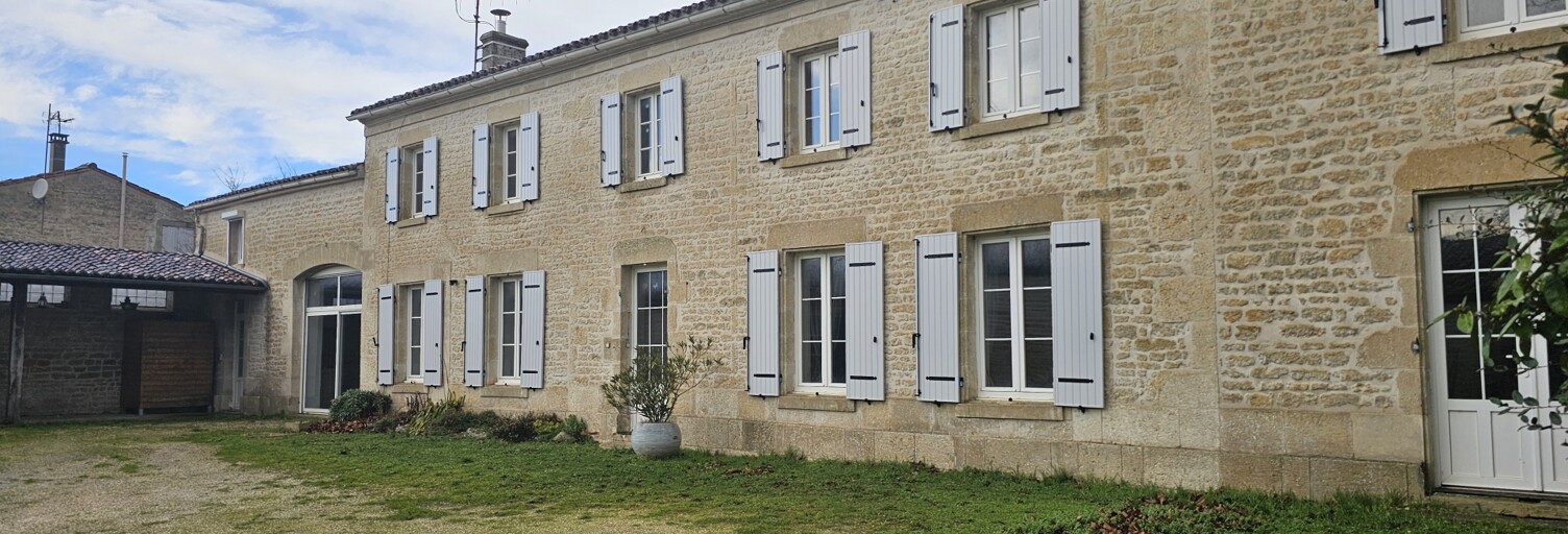 Maison 12 Pièces 314 m² à vendre à Coivert (17330)