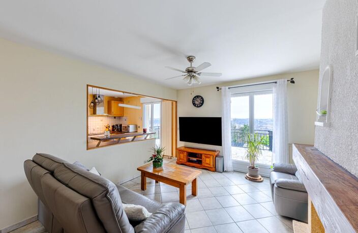 LA DISCRETE : Maison familiale de 120 m² avec vue Paris et Tour Eiffel — photo 4