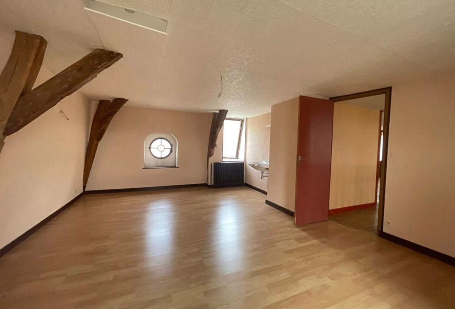 Maison en centre ville, gros potentiel — photo 1