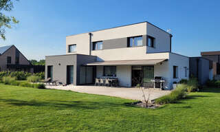 Maison 8 Pièces 197 m² à vendre à Mérignies (59710)