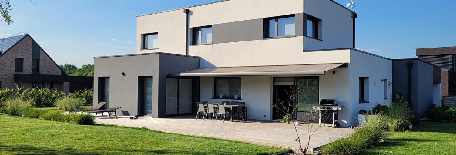 Maison 8 Pièces 197 m² à vendre à Mérignies (59710)