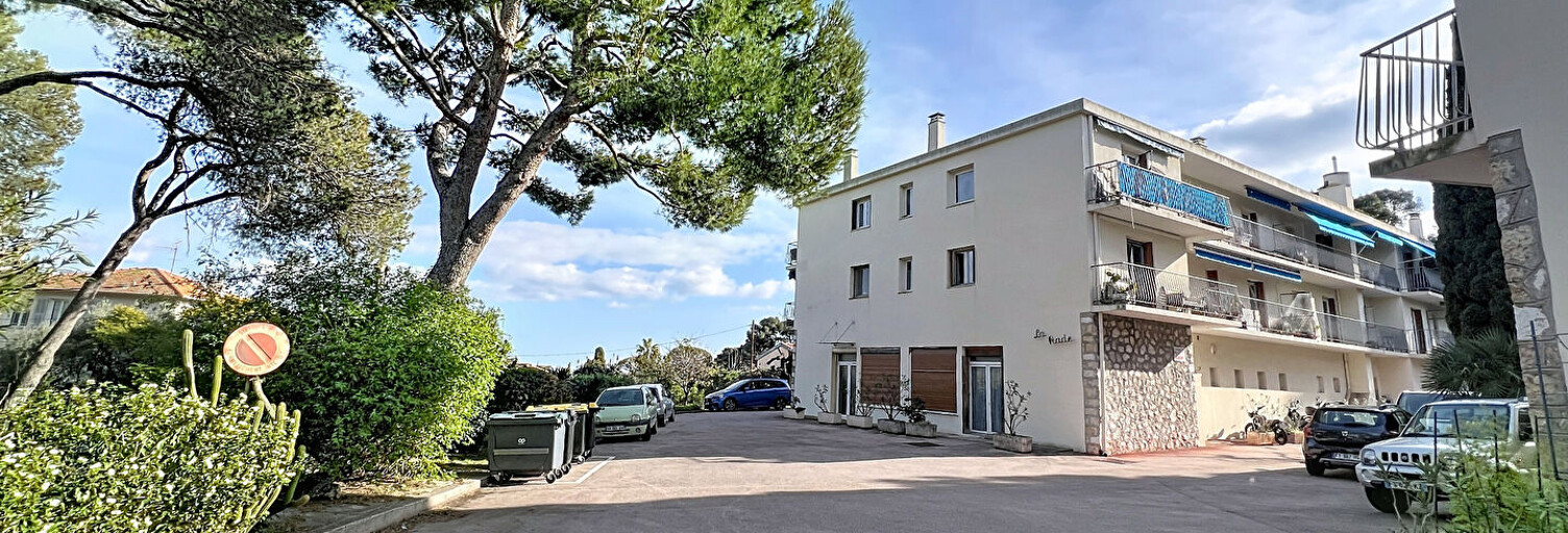 Appartement 1 Pièce 27 m² à vendre à Nice (06300)