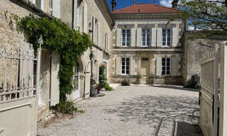 Maison 13 Pièces 318 m² à vendre à Mons (17160)