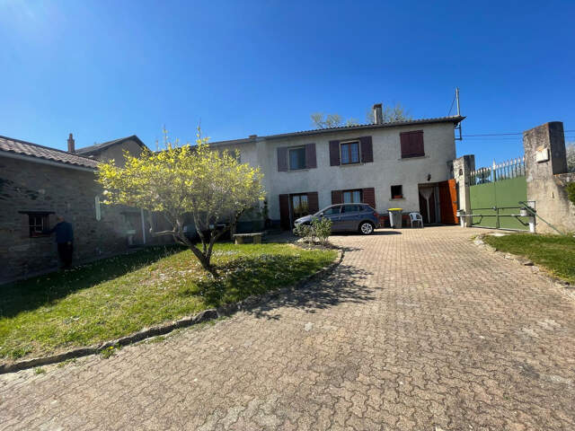 NOUVEAUTÉ PRINTEMPS 2026 - MAISON ANCIENNE AVEC NOMBREUSES P — photo du bien