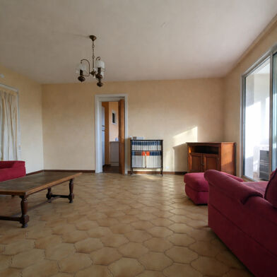 Appartement 5 pièces 190000 €