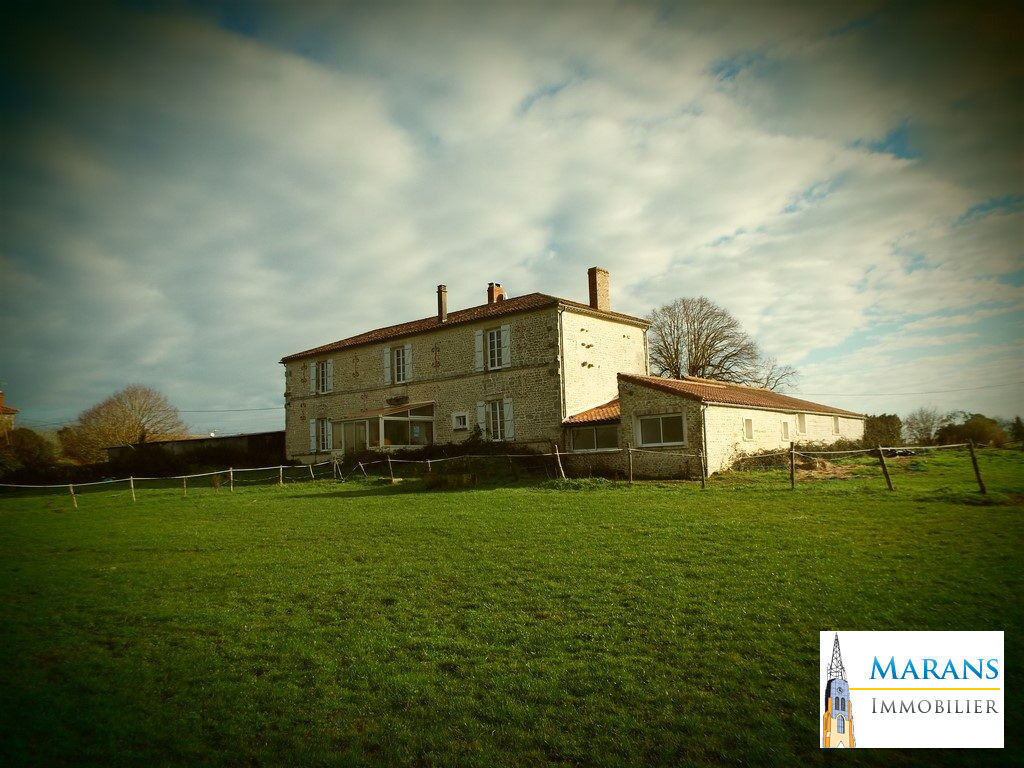 Villa / Maison  T5 à vendre Langon (Le) 85370