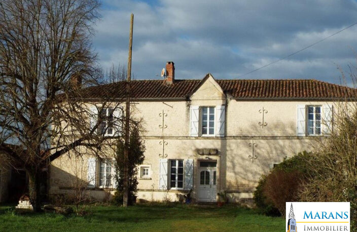 Belle Bâtisse début 16éme siècle — photo 2