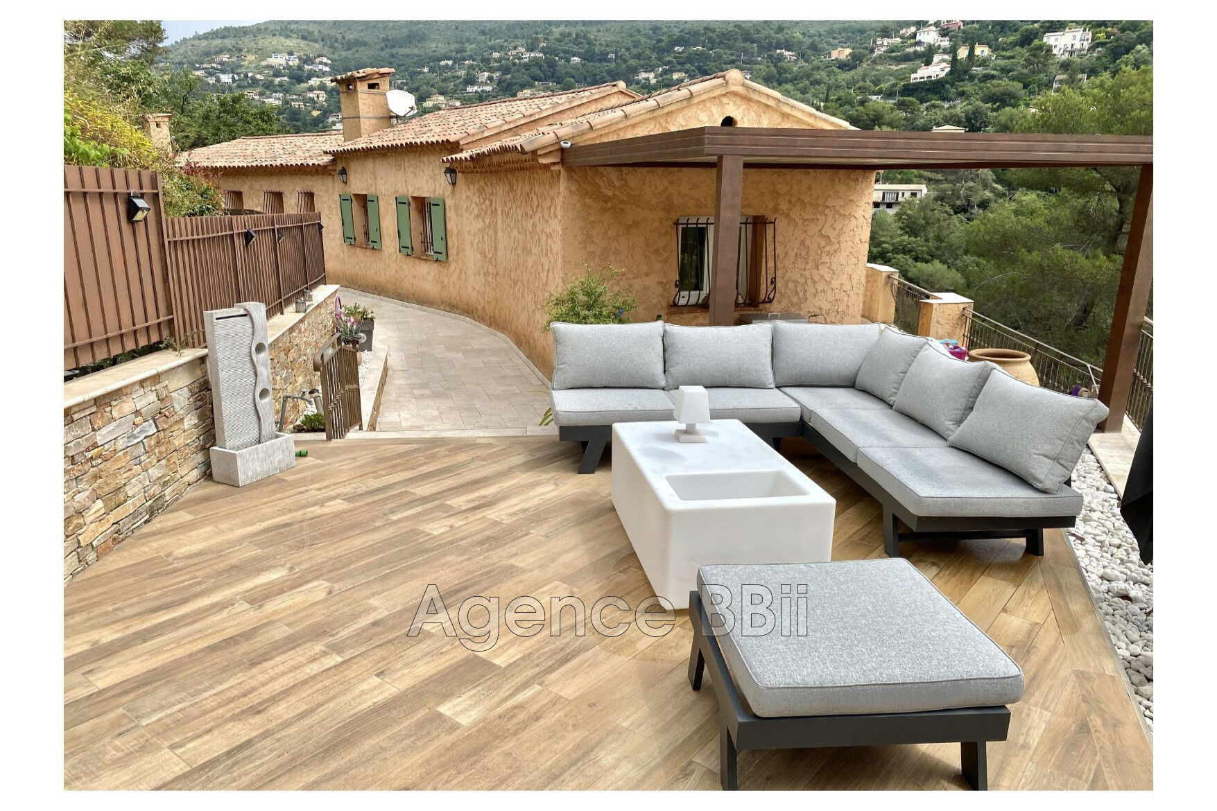 Villa / Maison  T4 à vendre Nice 06100