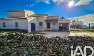 Maison 6 Pièces 199 m² à vendre à Cabrières-d'Avignon (84220)