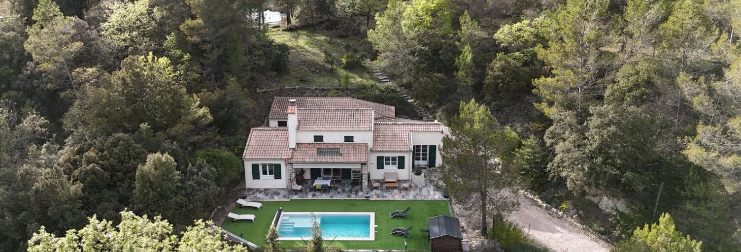 Maison 5 Pièces 115 m² à vendre à La Verdière (83560)