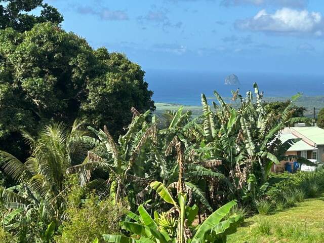 Terrain plat de 942 m² idéalement situé sur la commune de Sainte-Luce, dans un secteur recherché — photo du bien