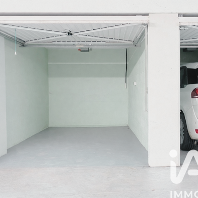 Garage  91000 €
