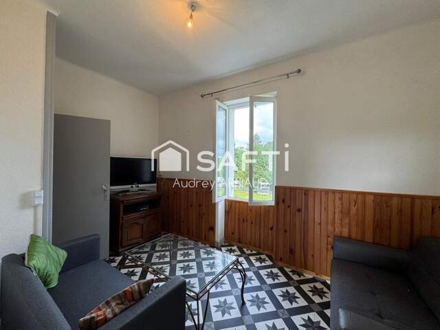 À vendre, maison d'environ 77m², idéalement située — photo du bien