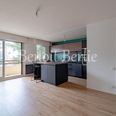 Appartement 3 pièces 230000 €