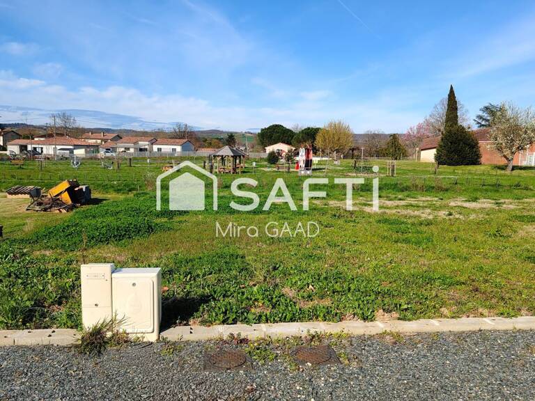Terrain 631m2 plat viabilisé et tout à l'égout — photo 1
