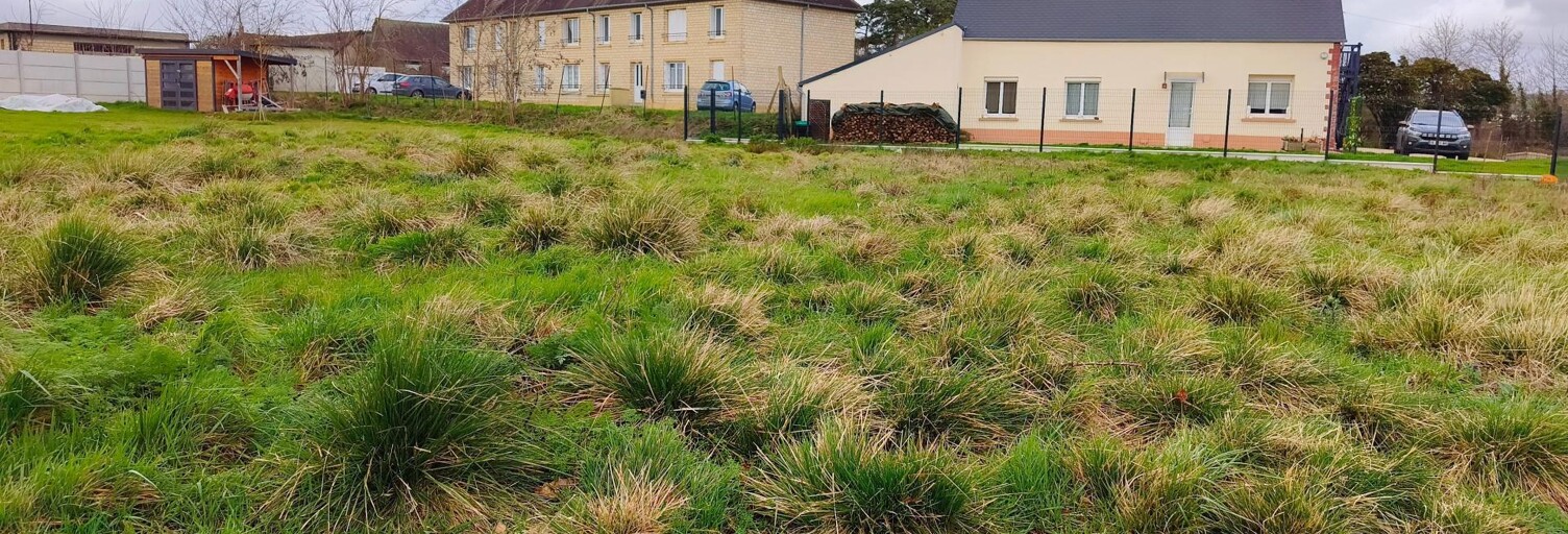 Terrain  830 m² à vendre à Sainte-Marguerite-d'Elle (14330)