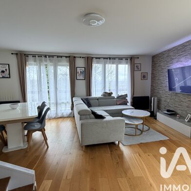 Appartement 3 pièces 242000 €