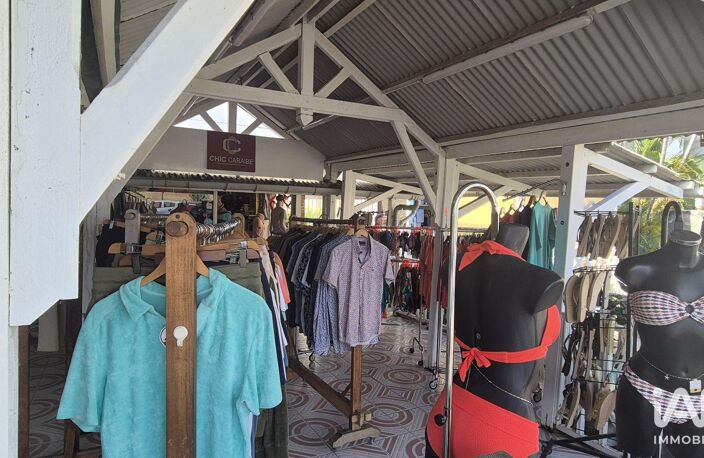 Vente Boutique/Local commercial 30 m&sup2; — photo 2