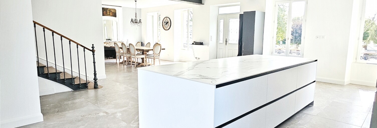 Maison 6 Pièces 215 m² à vendre à Champs-sur-Yonne (89290)