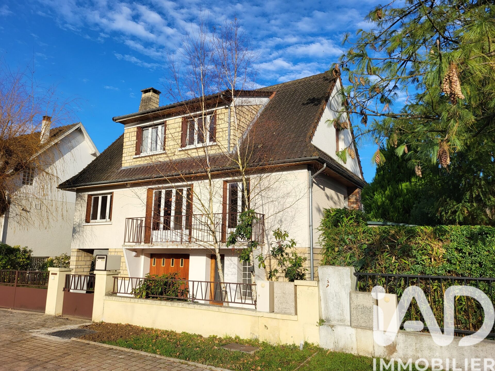 Bievres - 159m² - 7p. - 5ch.