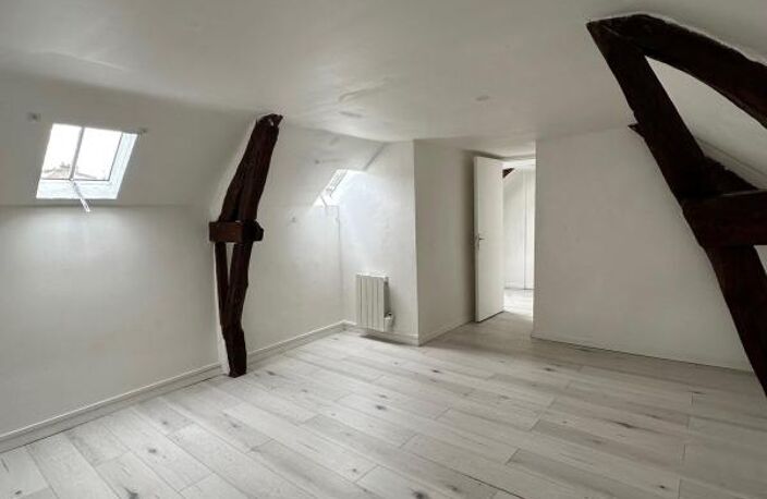 BOLBEC - APARTEMENT TRIPLEX 2 PIECES — photo 2