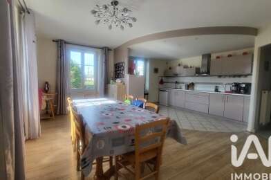 Appartement 5 pièces 272000 €