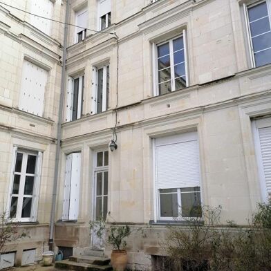 Appartement 3 pièces 560 €
