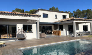 Maison 7 Pièces 220 m² à vendre à Nîmes (30000)