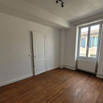 Maison 4 pièces 835 €