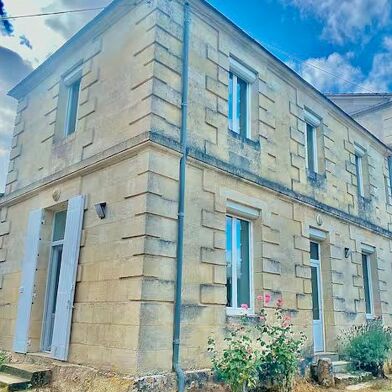 Maison 4 pièces 1100 €