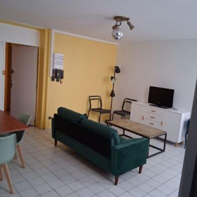 Appartement 4 pièces 1273 €