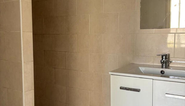 Appartement 1 pièces  à louer Valence 26000