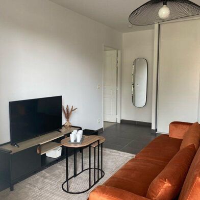 Appartement 2 pièces 900 €
